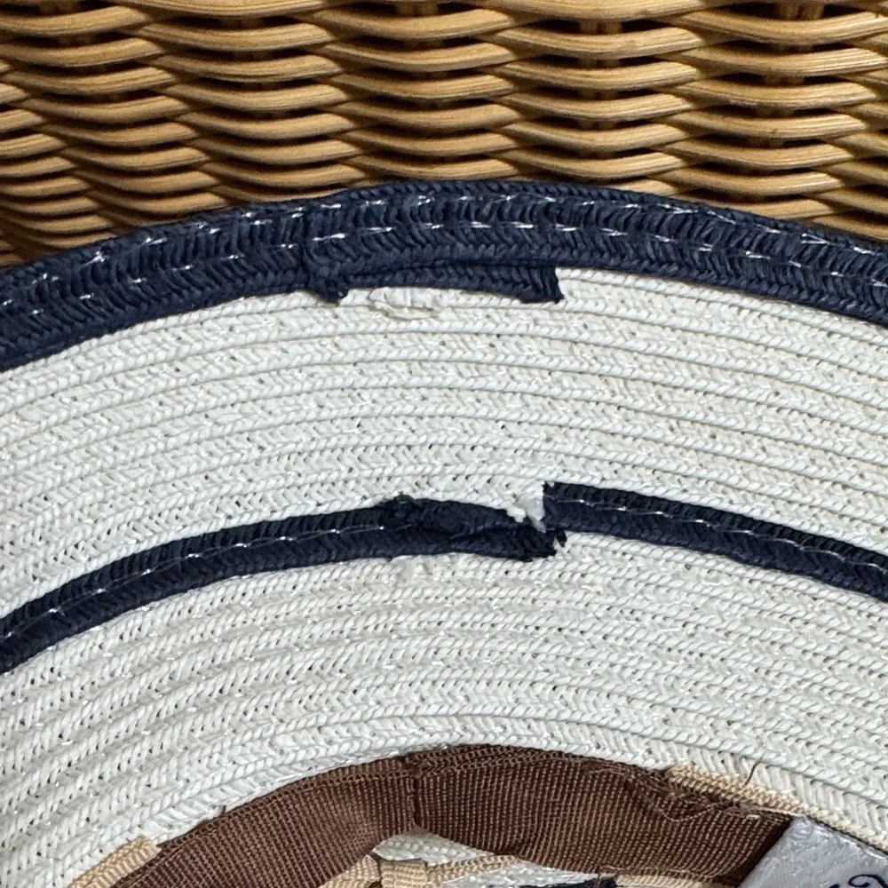 Tommy Bahama Striped White and Navy/Black Sun Hat NWOT